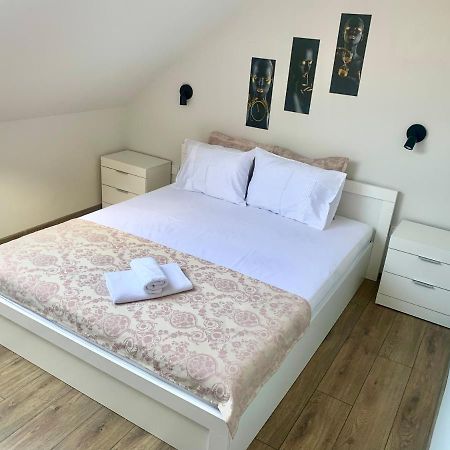 ,,Адела”-Апартамент За Гости Velingrad Exteriör bild