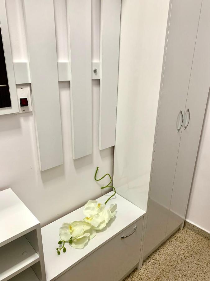 ,,Адела”-Апартамент За Гости Velingrad Exteriör bild